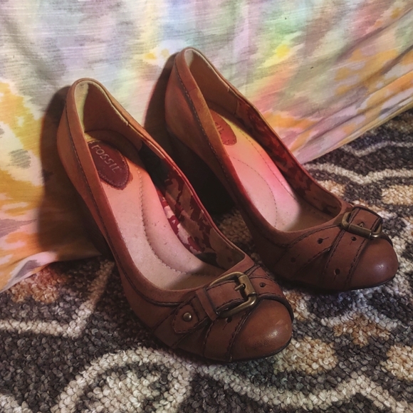 Fossil leather pumps with chunky stacked heel - Picture 12 of 12